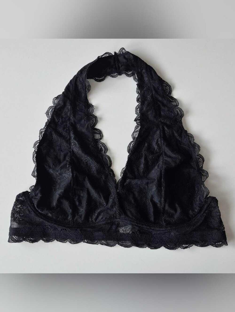 Black Lace Halter Bralette - Classic Women Intimates